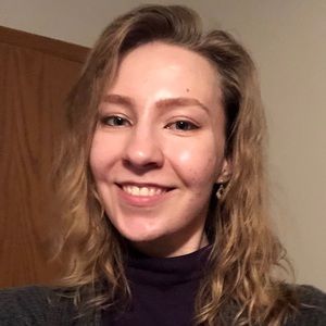 Meet your Posher, Claire